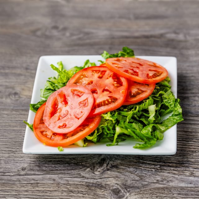 Ensalada De Lechuga Y Tomate.